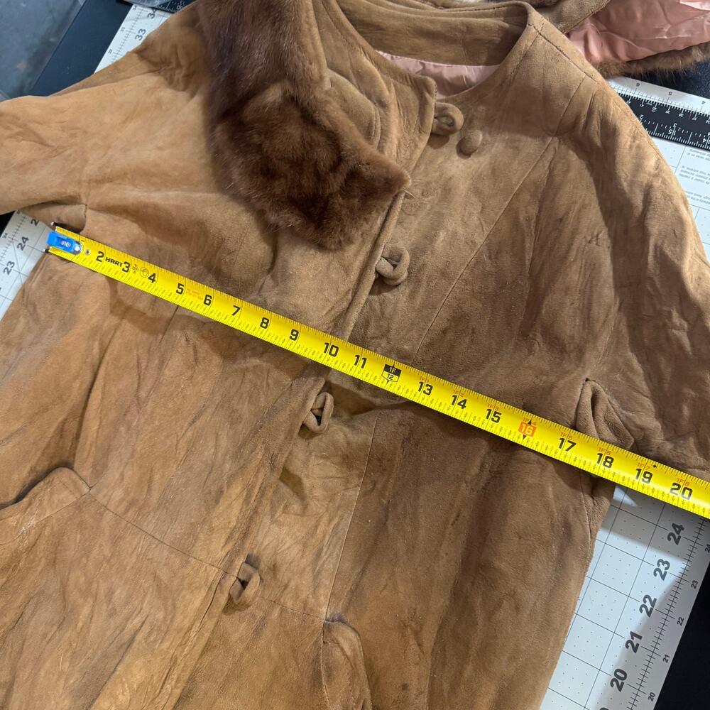 Vintage Brown Suede Coat with Dark Mink Fur Collar XS–S - Picture 15 of 16